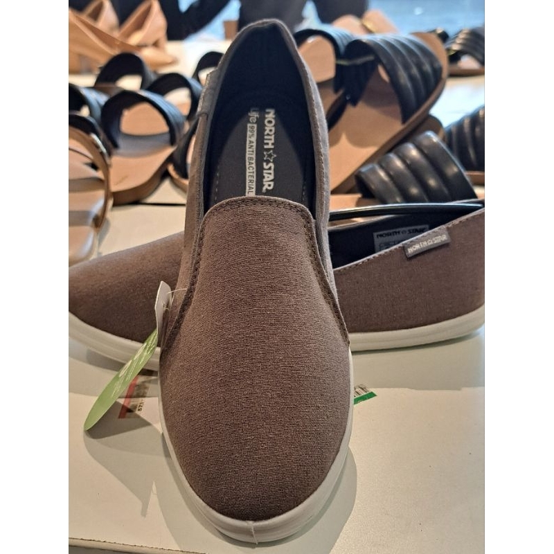 north star slip on sneaker