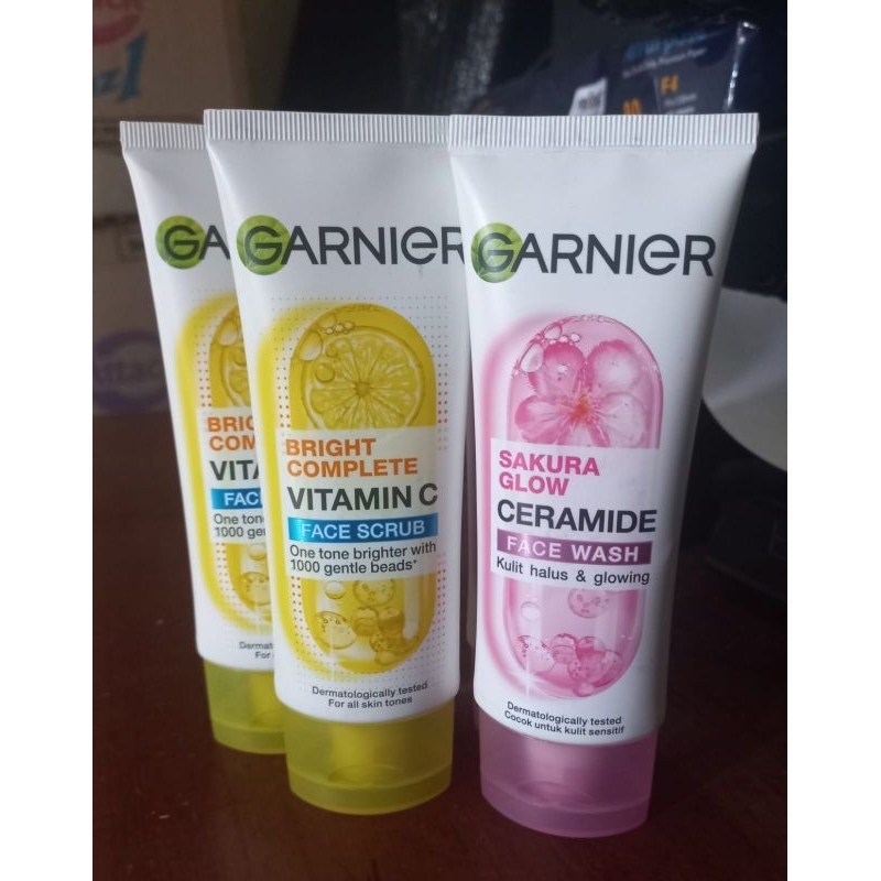 Garnier facial wash 100ml