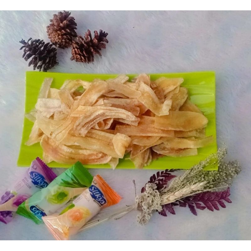 

keripik pisang asin dan keripik pisang manis.