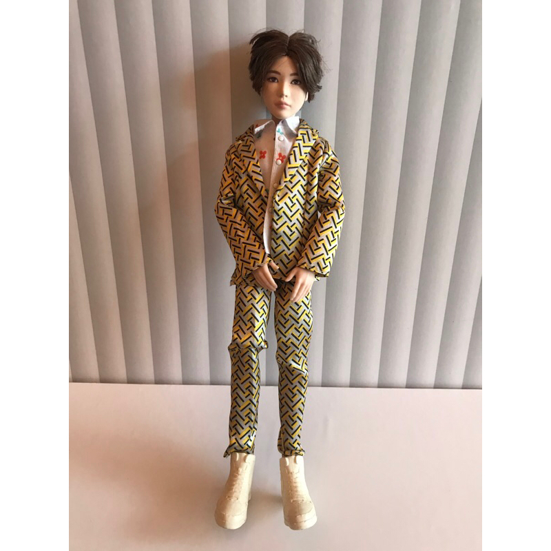 preloved boneka barbie bts suga