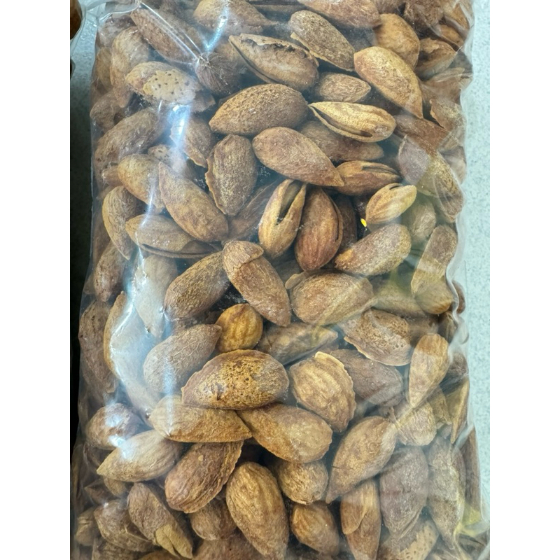 

Terlaris! Kacang almond cang roasted milk 1kg