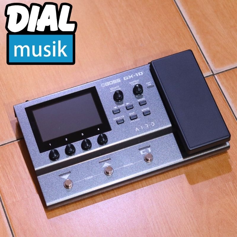 Boss GX-10 Guitar Effect Processor Pedal Multi Effects / GX10/ GX 10 / Efek Digital Boss Original