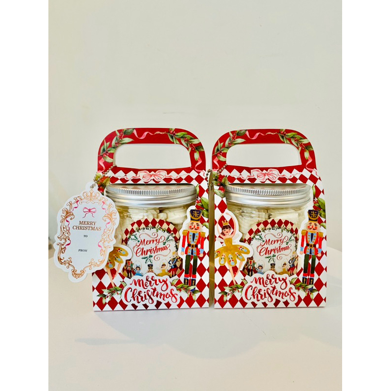 

HAMPERS NATAL & TAHUN BARU-HERMIONE SNACK JAR