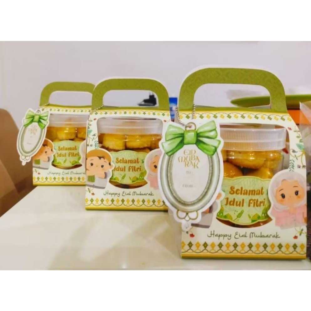 

HAMPERS LEBARAN NARA HAMPERS IDUL FITRI 1 TOPLES 400-600 ML HAMPERS CEMILAN SNACK KUE HAMPERS IDUL FITRI 2025