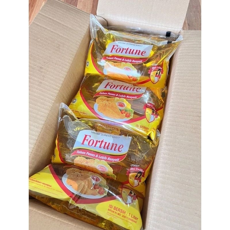 

MAX CO 1 KARTON / Fortune Minyak Goreng Bantal 1 Liter ISI 12