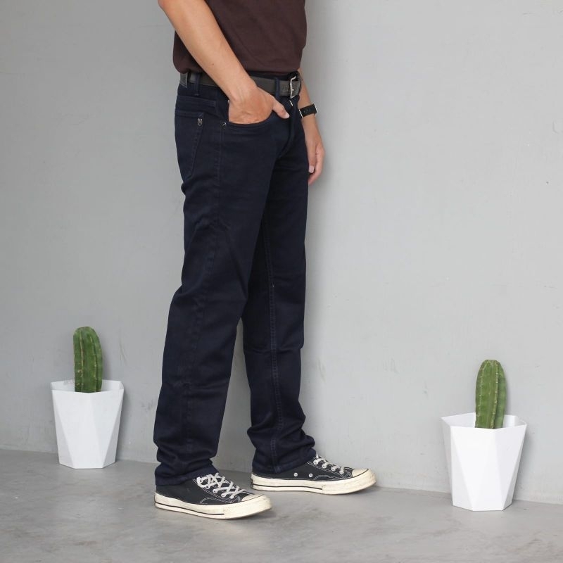 celana panjang pria model standar Legosh jeans