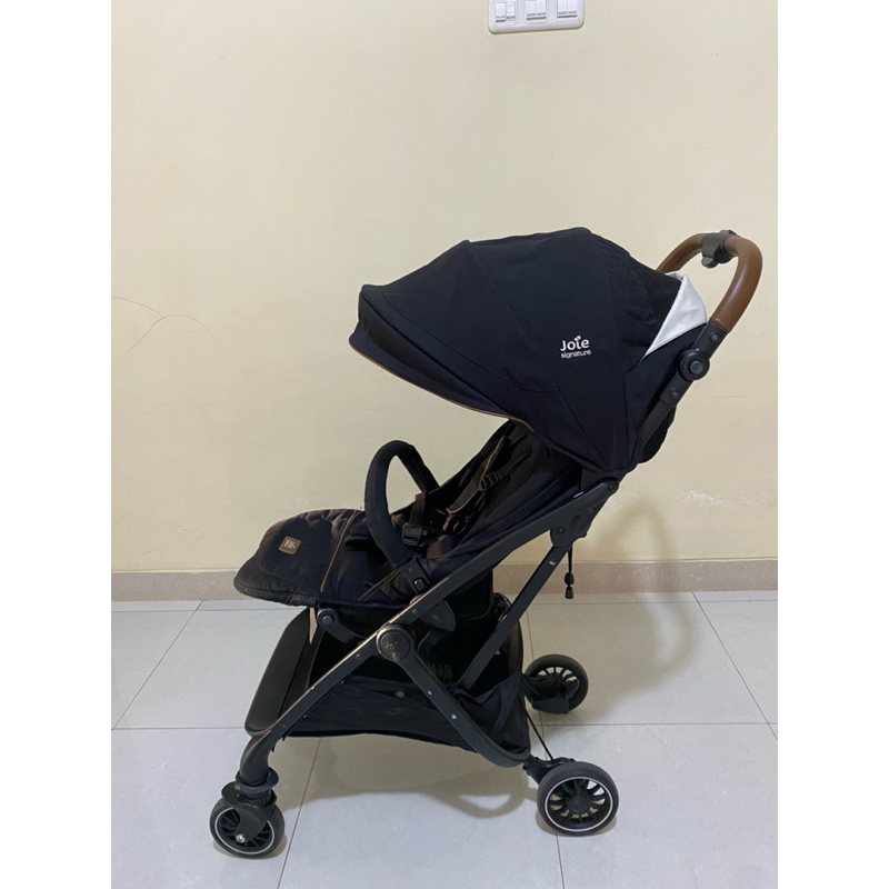 Preloved stroller joie signature tourist
