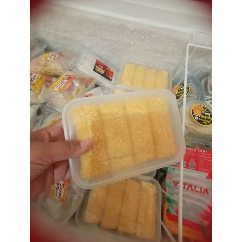 

QUEEN RISOL MAYO ISIAN LEBIH BANYAK