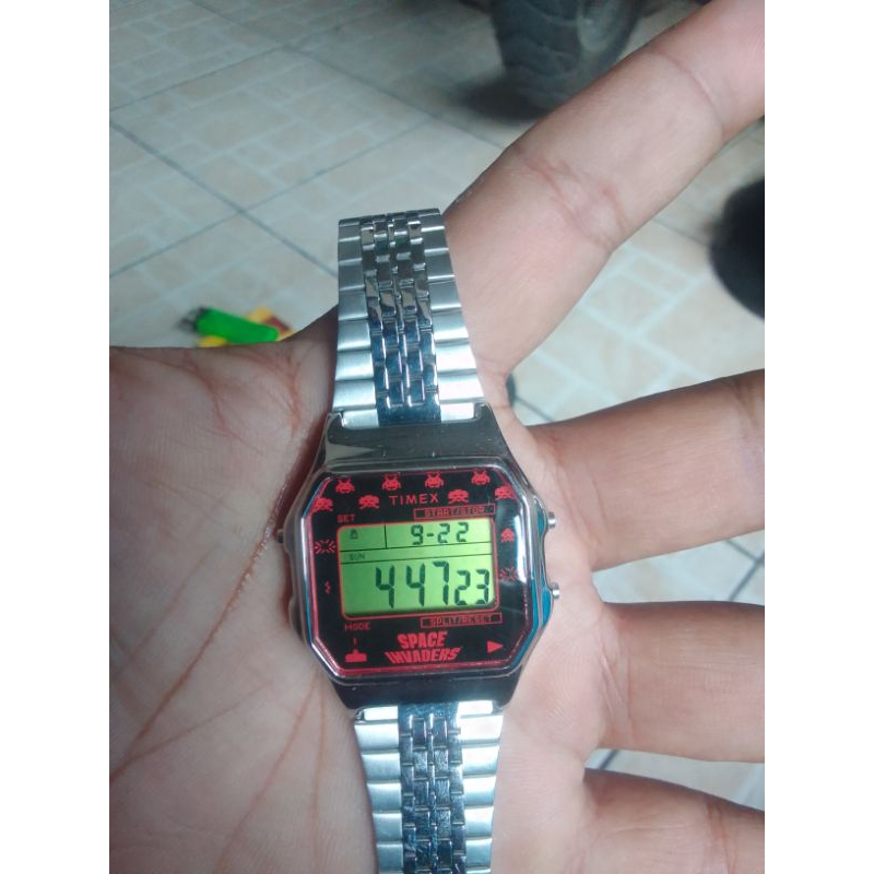 Jam Tangan Digital Timex Space Invaders