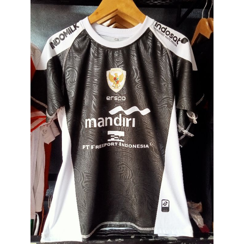 Jersey training timnas indonesia
