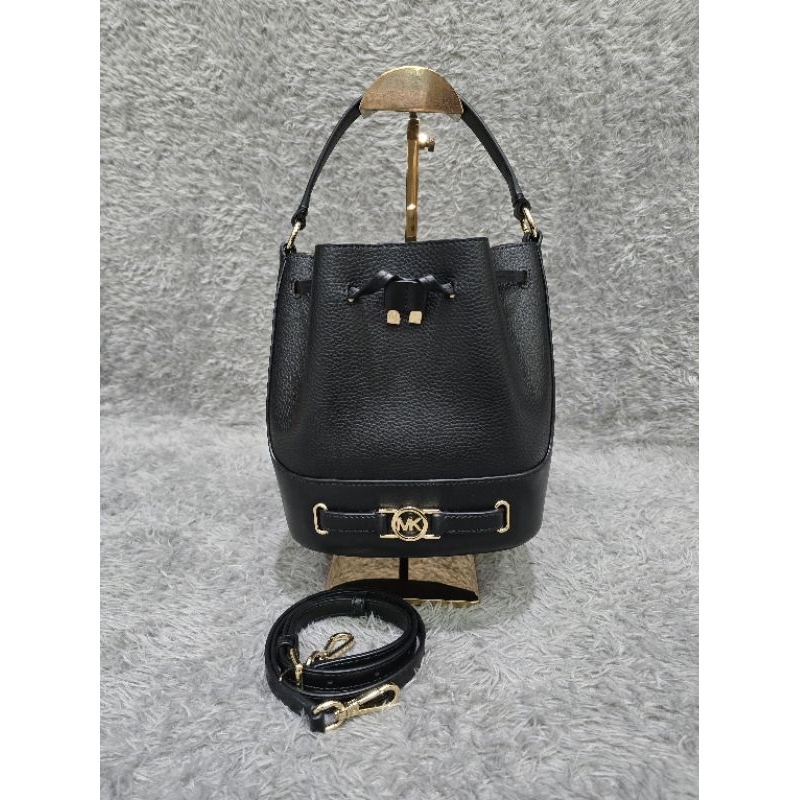 (100% ORI) MK REED MEDIUM BELTED BUCKET MESSENGER