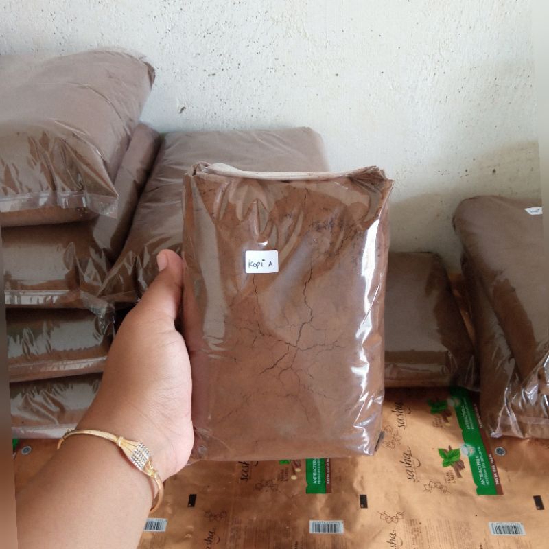 

bubuk kopi robusta grade A 500 gram asli khas jawa timur kopi bubuk home made industri