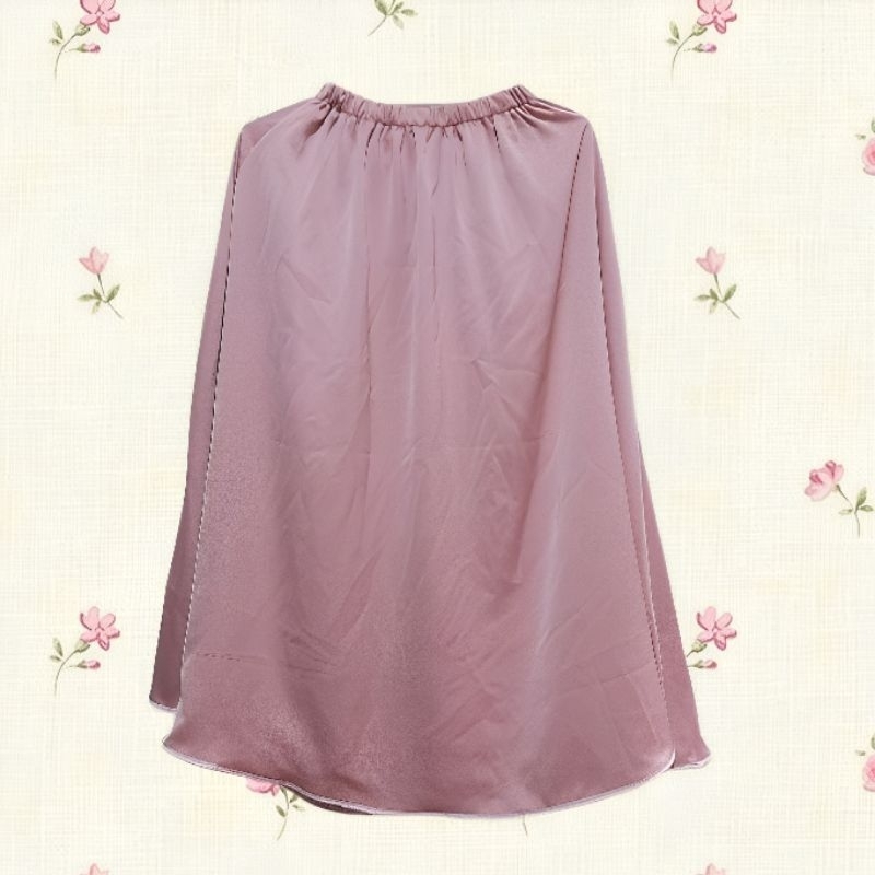 Rok Silk Satin Skirt in Pink Maxi Skirt Panjang (PRELOVED)