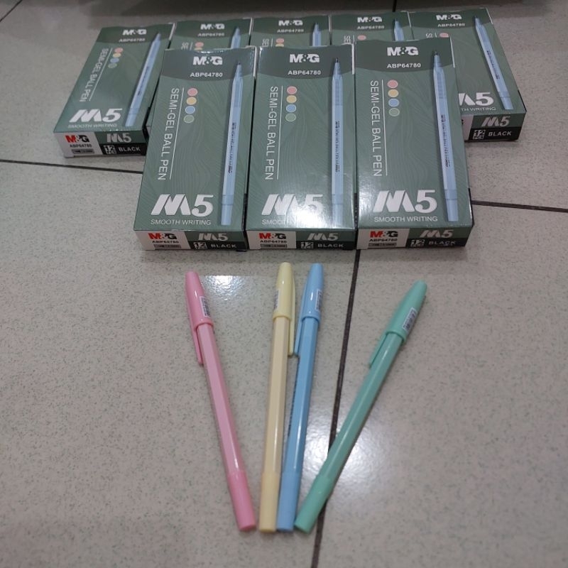 

Pulpen 0.5mm Hitam Black Semi Gel Ball Pen Pastel M5 Merk M&G Ball Point