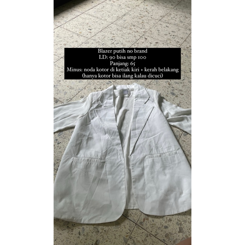 Preloved Blazer Putih