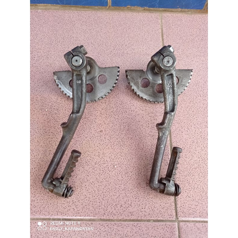 selahan engkol,kick stater beat karbu,vario lama karbu ori.