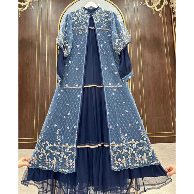 dress brukat 101 by ShellaSaukia