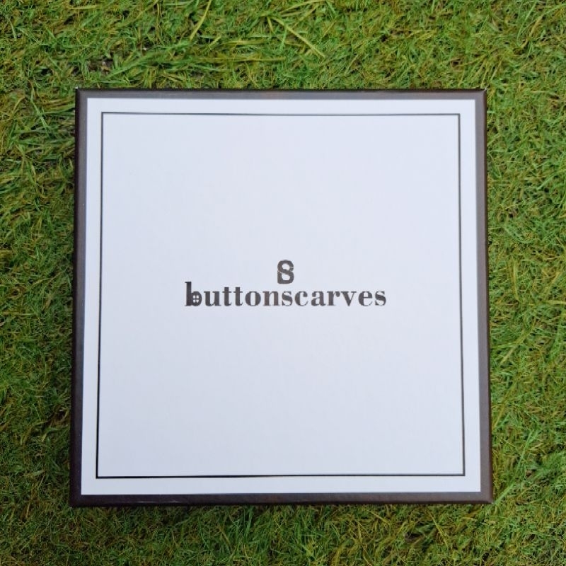 

20x20x5 Custom hardbox Button