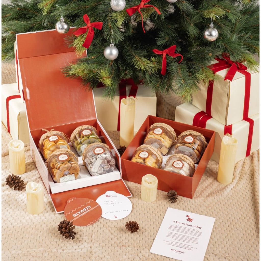 

Kindness Hampers (Macaron + Cookies)