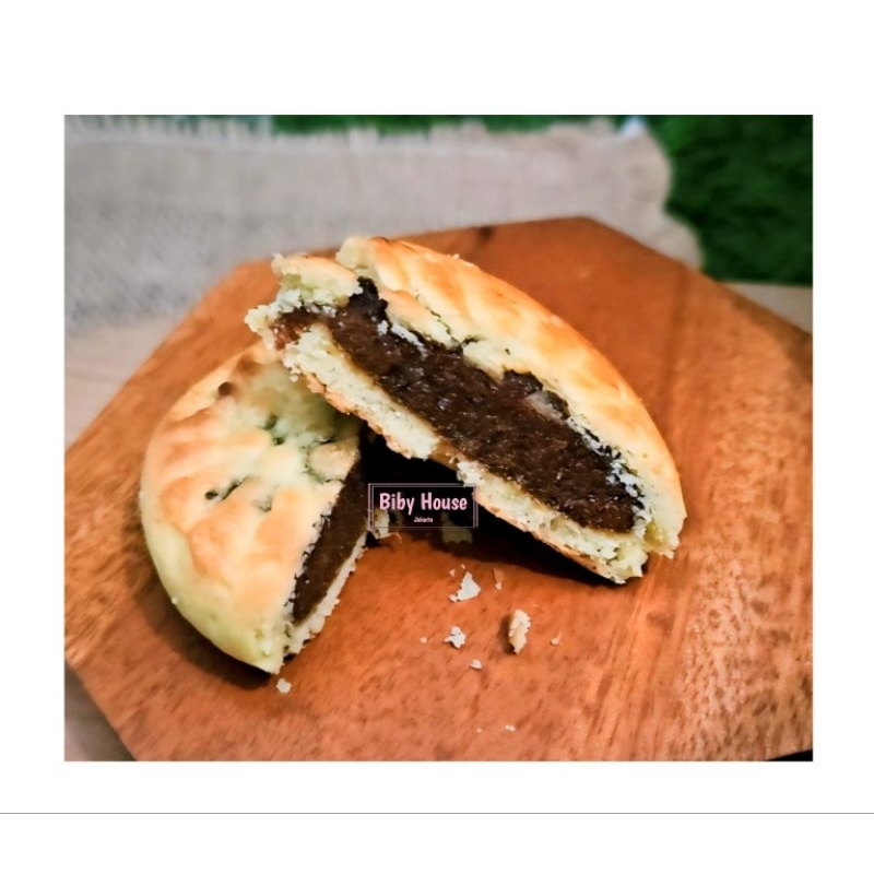 

QH BISKUIT MAAMOUL /PIE MAMOUL MAAMOUL DATES BENTTE/ DATES MAAMOUL WITH PREMIUM DATES PIE KURMA 1