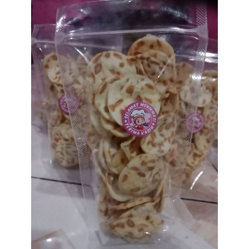 

kripik tempe/makanan ringan/cemilan/murah/halal/grosir