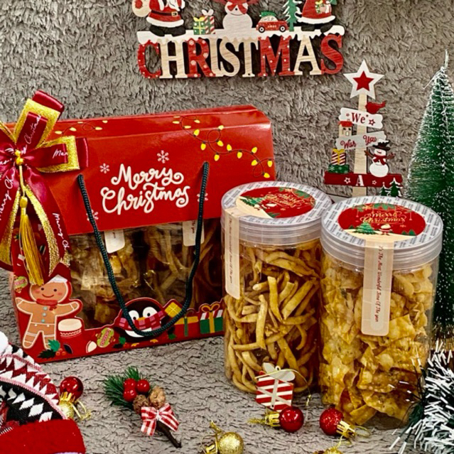 

HAMPERS NATAL PREMIUM ISI 2