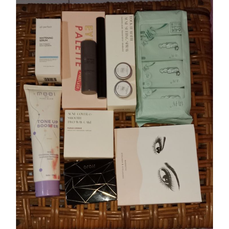 preloved makeup,tone up bosster mooi, highliter hojo, eyeshadow pinkflash, twc seamakeup, eyeliner s