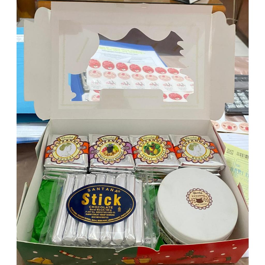 

HAMPERS CHRISTMAS PREMIUM - Hampers Natal Isi Coklat