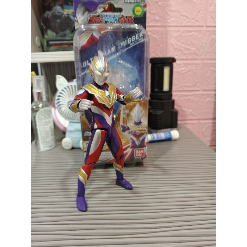 ultra action figure Ultraman trigger