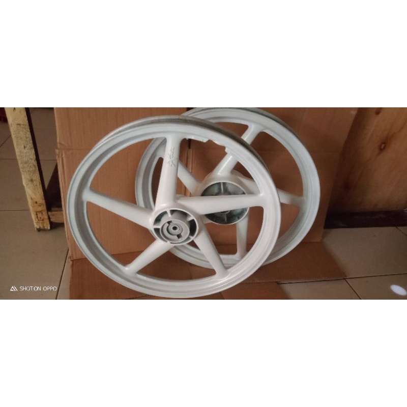 velg pelek racing DEPAN BELAKANG Suzuki smash PNP Shogun original copotan