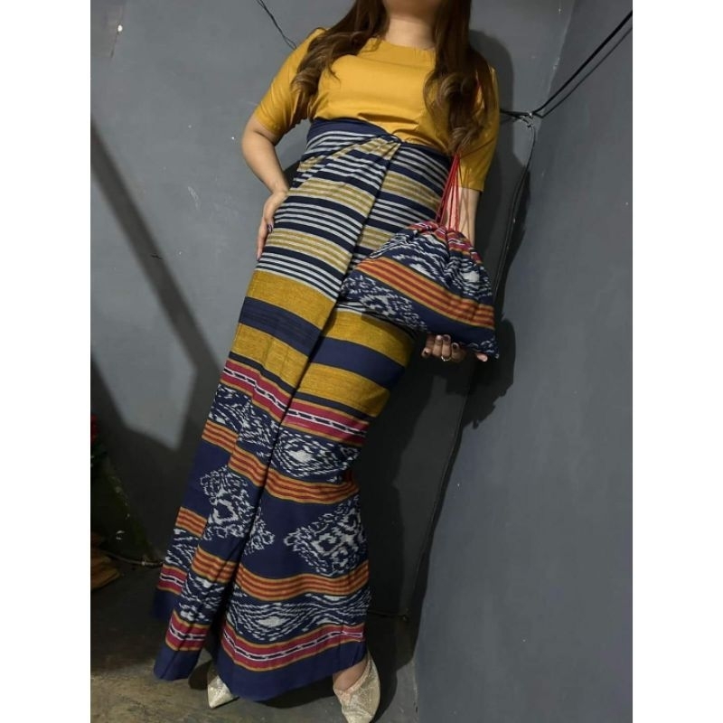 [Baju+Sarung Blanket+Tas Sepuk] - Setelan Wanita Adat Toraja Ntt Tenun Asli Jepara