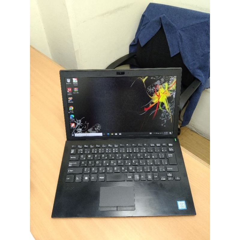 Laptop Sony Vaio VJpg11 i5 gen 8|| ram 8 GB ||SSD 256 GB