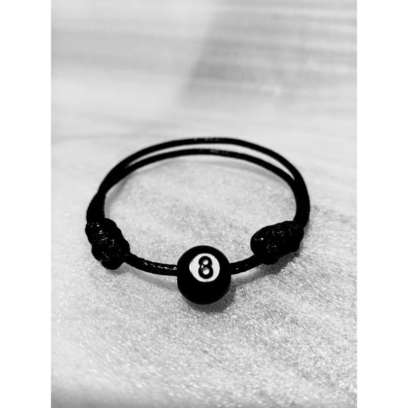 Gelang tali Hitam bandul bola Number 8