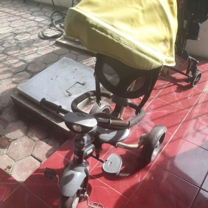 Preloved sepeda anak 1 tahun roda 3