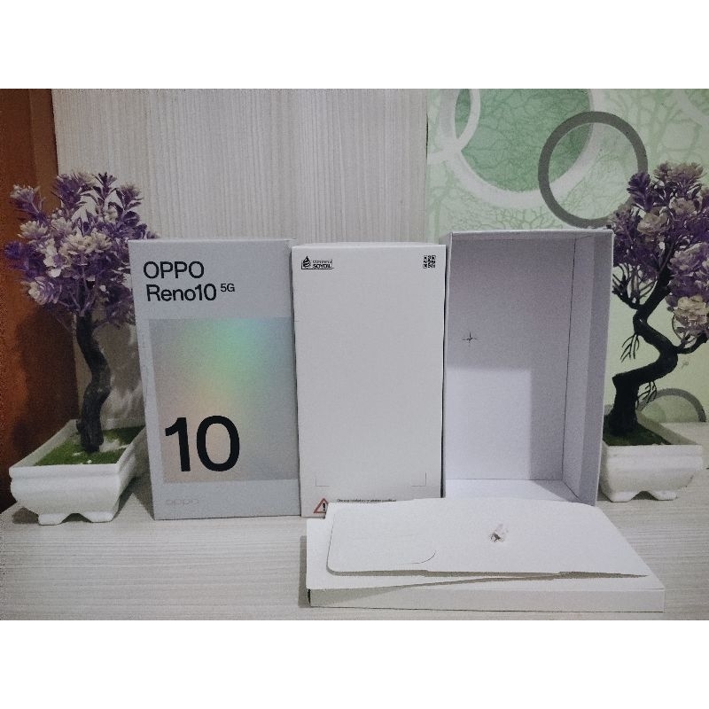 

KARDUS BOX HP RENO 10.5G TERMURAH