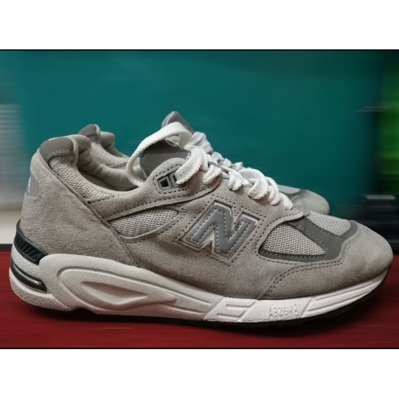 NB 990 V2 USA SIZE 42 ORIGINAL SECOND