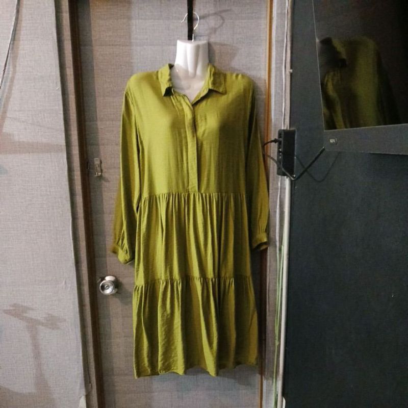 dress merek orvala second koleksi pribadi