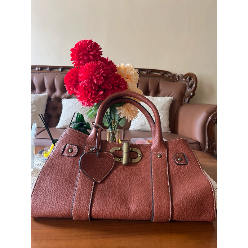 Preloved Tas Kulas Luella