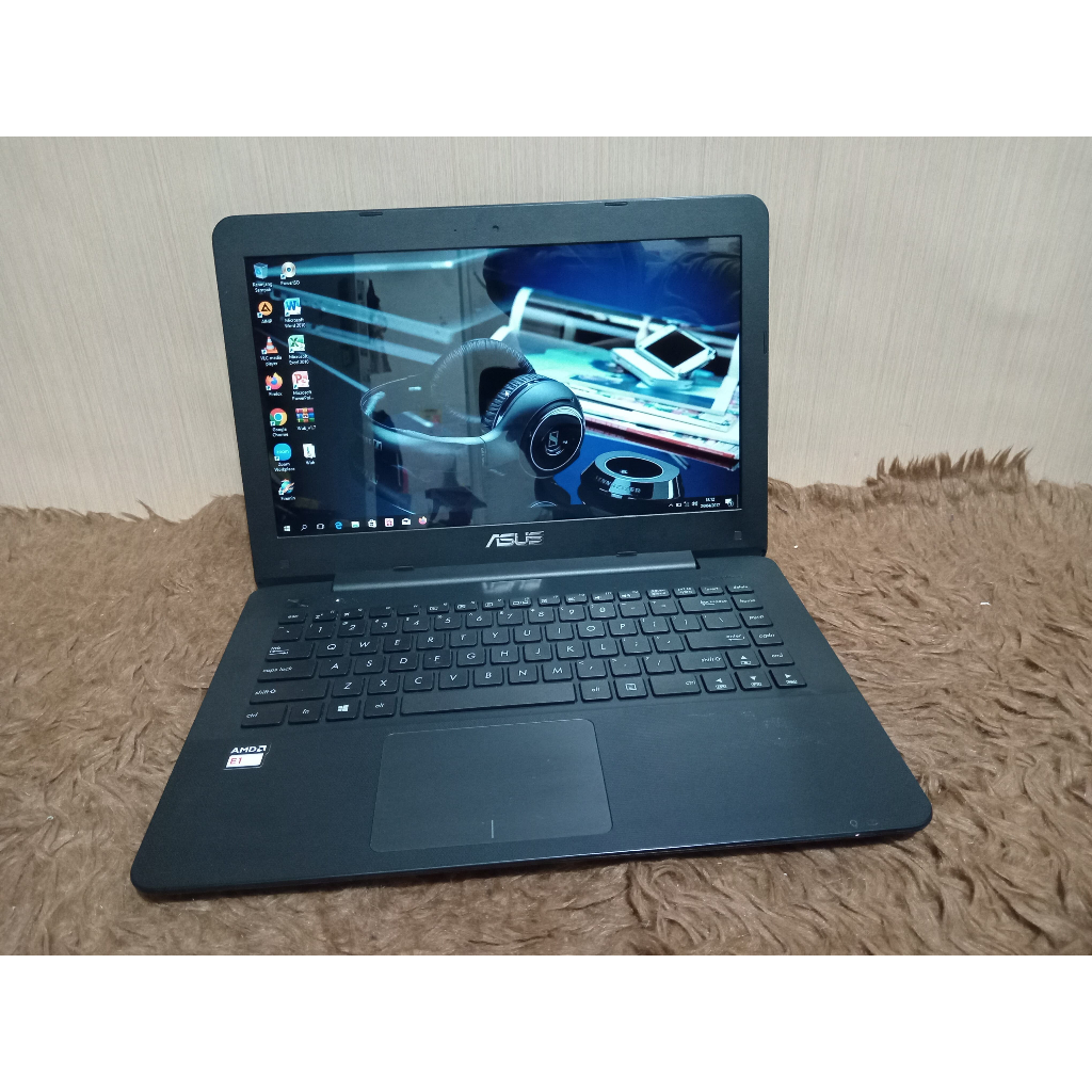 Laptop Asus X454Y ram 2gb hdd 500gb AMD E1-7010 NO MINUS