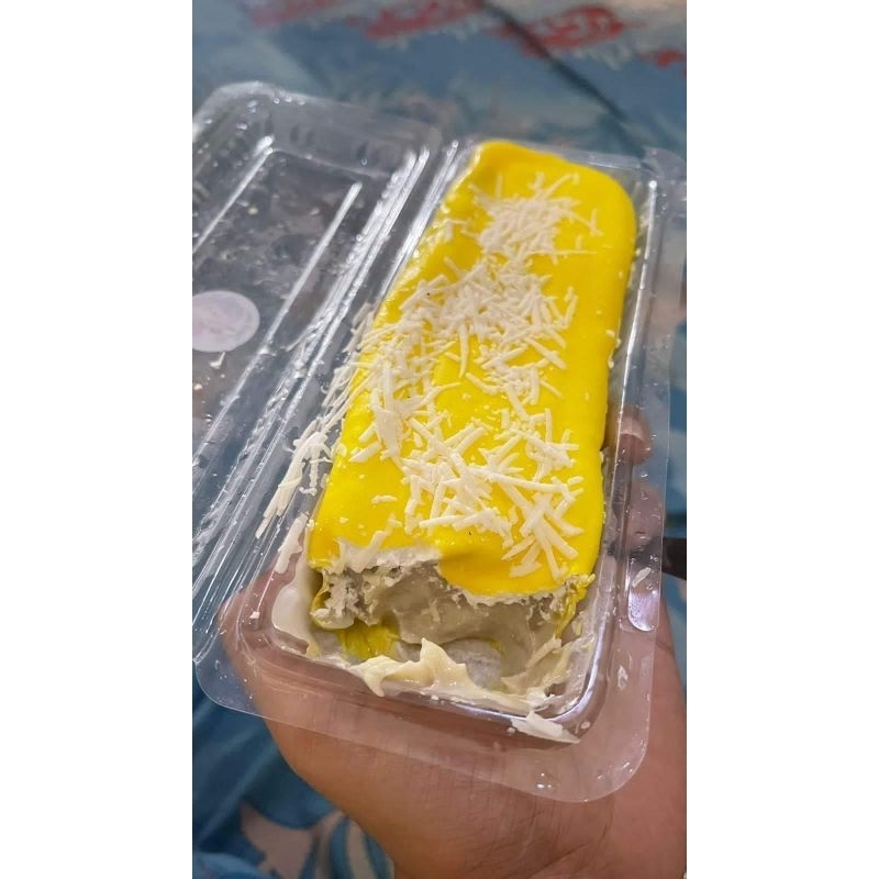 

Pancake Durian Roll VIRAL