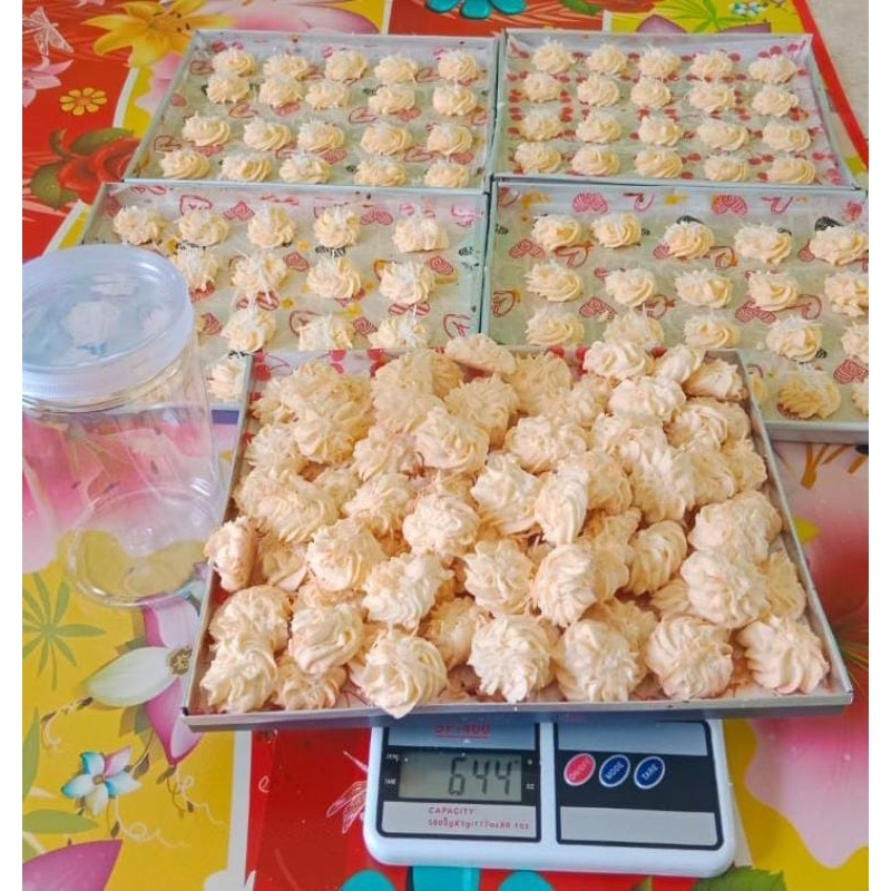 

Kue sagu keju kemasan 500gr