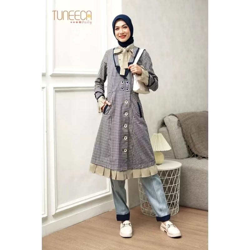 Short dress Libbi Tuneeca Poeva size M preloved