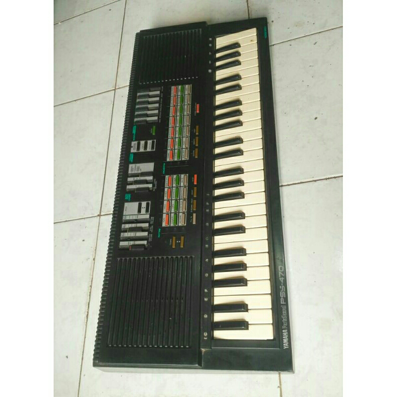 keyboard, piano Yamaha pss-470, normal second