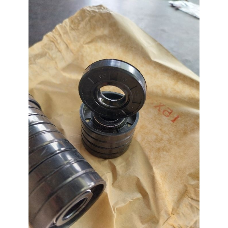 klep oil seal mesin jahit