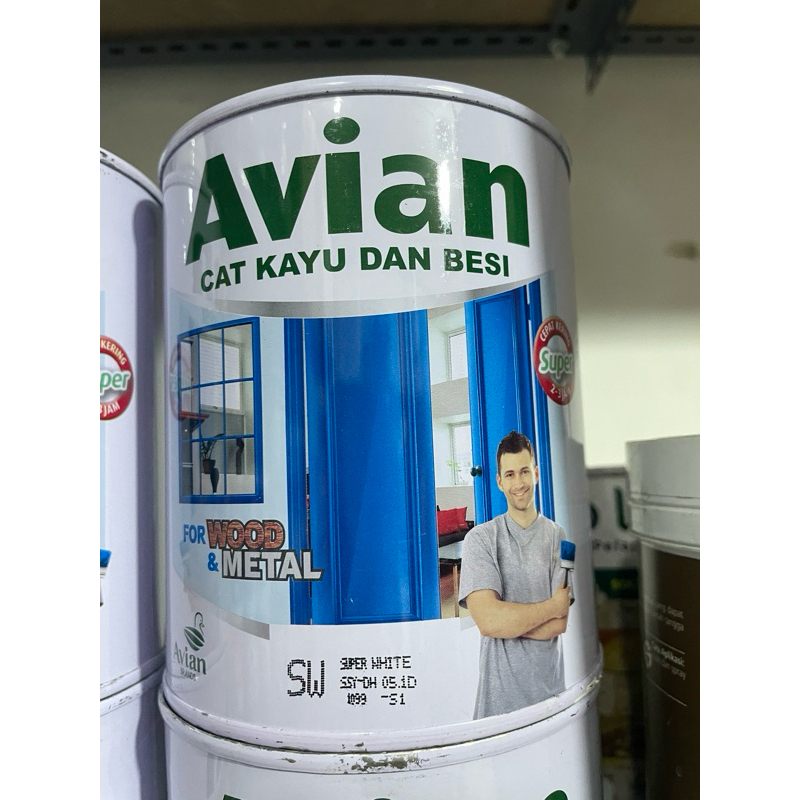 Cat avian cat kayu/besi 1kg