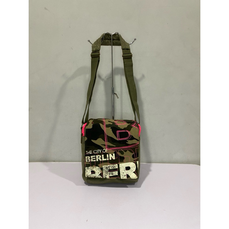 tas sling Robin ruth