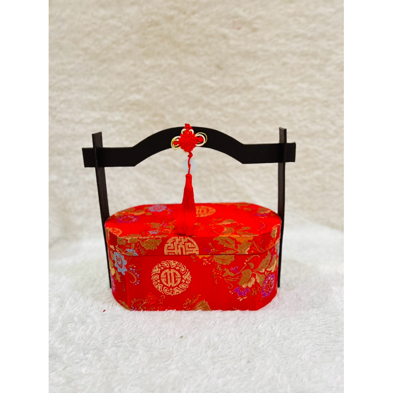 

Rantang Oval 1 Susun / box imlek / hampers imlek / parcel imlek / sanjitan