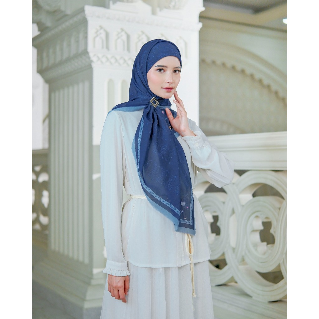 Soejin Square Monogram / Voile Premium / Hijab Motif / Casual Hijab / Hijab Segi Empat