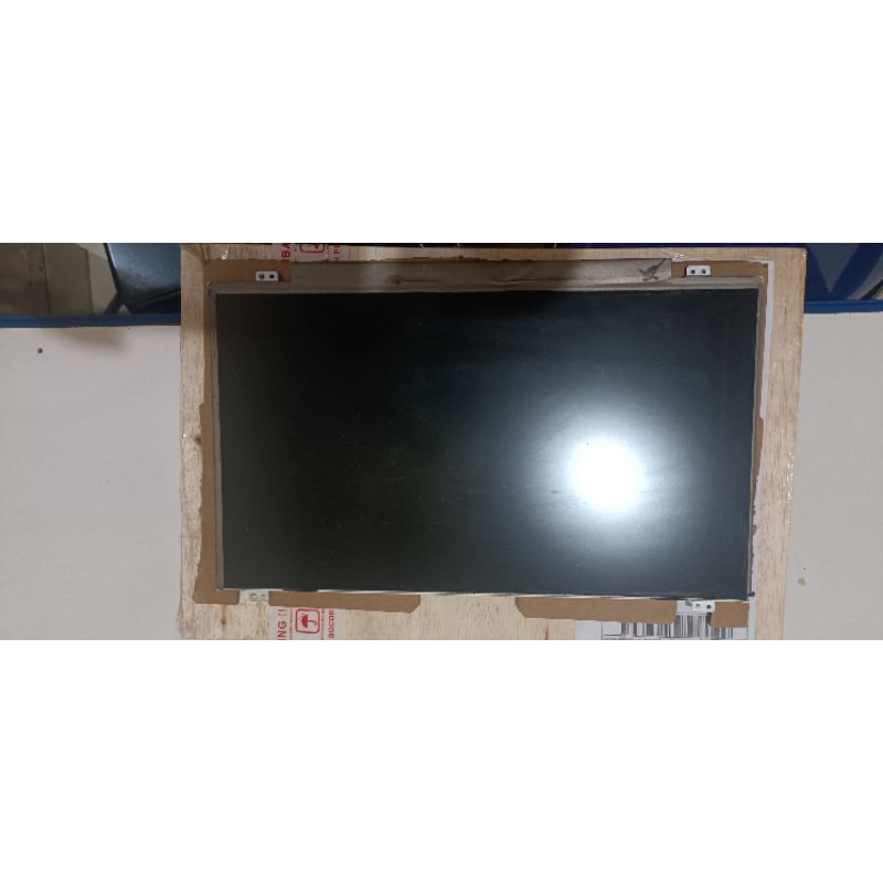 Lcd 14inch 40 pin Garis