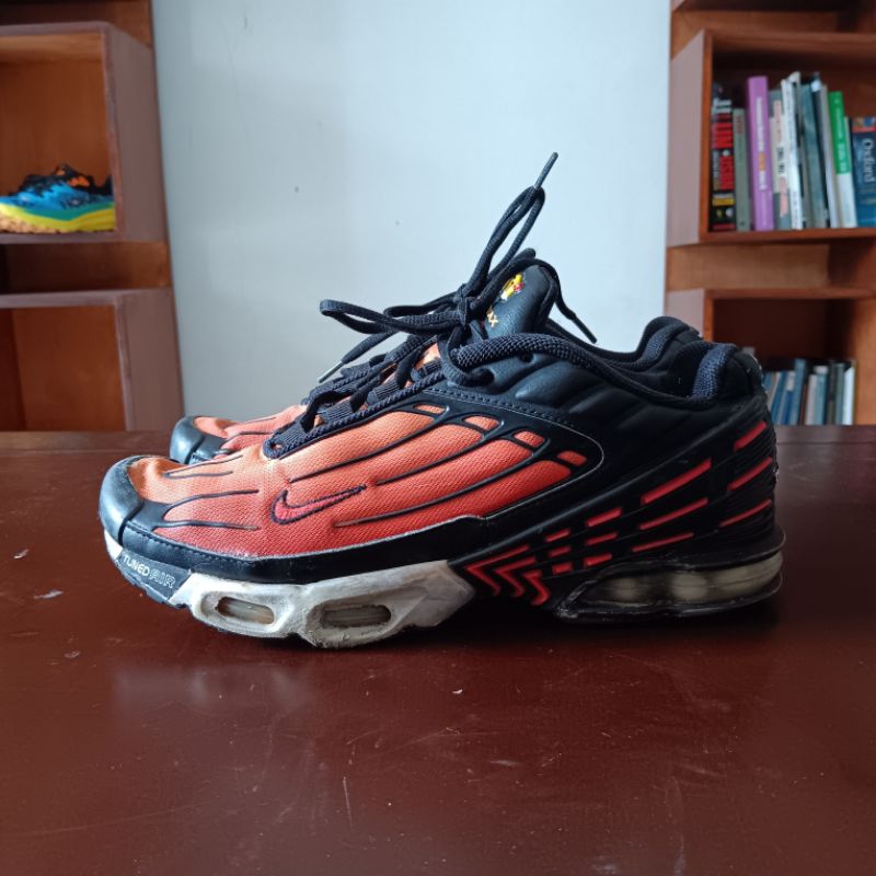 Nike Air Max Plus 3 TN Orange Hitam Sepatu Casual Unisex Second Original